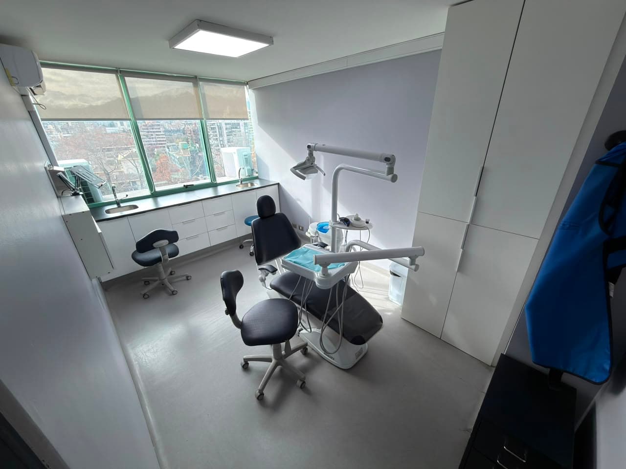 Box de odontología en Providencia